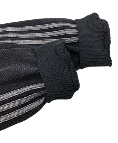 adidas（アディダス）adidas (アディダス) ファースト ブラックデニム トラックトップ ブラック サイズ:L 未使用品の古着・服飾アイテム