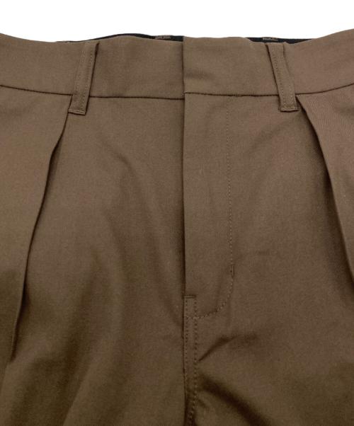 Dickies（ディッキーズ）Dickies (ディッキーズ) green label relaxing (グリーンレーベルリラクシング) GLR TR 1プリーツ ワイドテーパード パンツ ブラウン サイズ:30 未使用品の古着・服飾アイテム