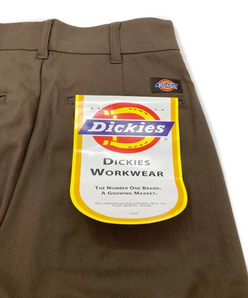 Dickies（ディッキーズ）Dickies (ディッキーズ) green label relaxing (グリーンレーベルリラクシング) GLR TR 1プリーツ ワイドテーパード パンツ ブラウン サイズ:30 未使用品の古着・服飾アイテム