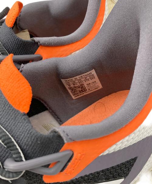 adidas（アディダス）adidas (アディダス) ローカットスニーカー/4DFWD ブラック×ベージュ サイズ:27の古着・服飾アイテム