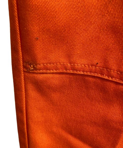 Dickies（ディッキーズ）Dickies (ディッキーズ) Casper John AIVER (キャスパージョンアイバー) リベットダブルニーパンツ オレンジ サイズ:Mの古着・服飾アイテム