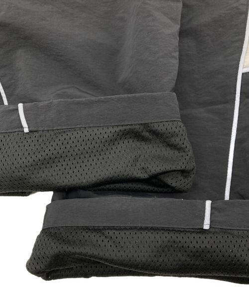 BlackEyePatch（ブラックアイパッチ）BlackEyePatch (ブラックアイパッチ) FAF (エフエーエフ) コラボ トラックパンツ ブラック サイズ:Mの古着・服飾アイテム