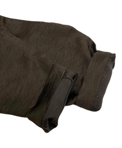 Curensology（カレンソロジー）Curensology (カレンソロジー) クラッシュサテンパンツ ブラック サイズ:36の古着・服飾アイテム