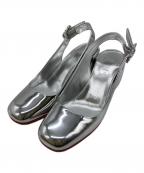 Christian Louboutinクリスチャン・ルブタン）の古着「24AW MINNY SLING 70」｜シルバー