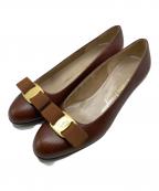 Salvatore Ferragamoサルヴァトーレ フェラガモ）の古着「ヴァラパンプス」｜ブラウン