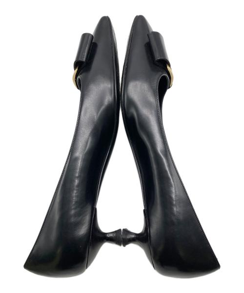 Salvatore Ferragamo（サルヴァトーレ フェラガモ）Salvatore Ferragamo (サルヴァトーレ フェラガモ) ヴァラ パンプス ブラック サイズ:6.5の古着・服飾アイテム