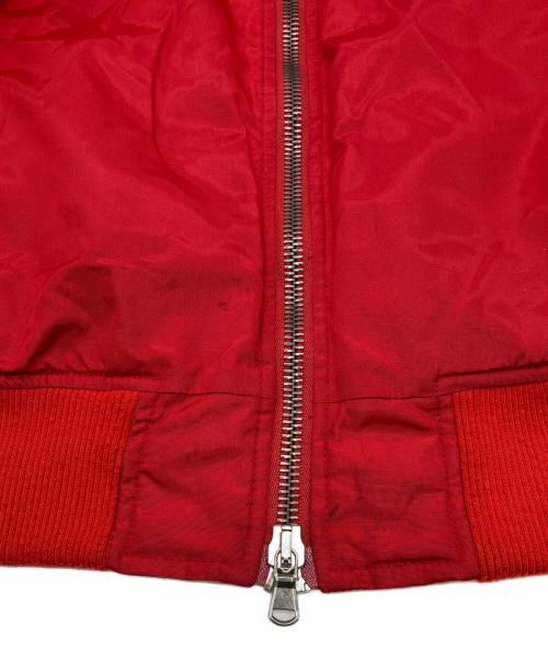 KOMAKINO（コマキノ）KOMAKINO (コマキノ) バックプリントブルゾン レッド サイズ:48の古着・服飾アイテム