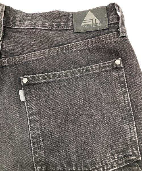 LEVI'S（リーバイス）LEVI'S (リーバイス) SILVERTAB™ バギーカーペンター ブラック グレー サイズ:34/30の古着・服飾アイテム