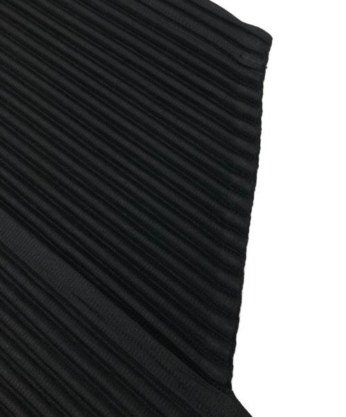 HOMME PLISSE ISSEY MIYAKE（オム プリッセ イッセイ ミヤケ）HOMME PLISSE ISSEY MIYAKE (オム プリッセ イッセイ ミヤケ) MONTHLY COLORS オープンカラーシャツ ブラック サイズ:3の古着・服飾アイテム