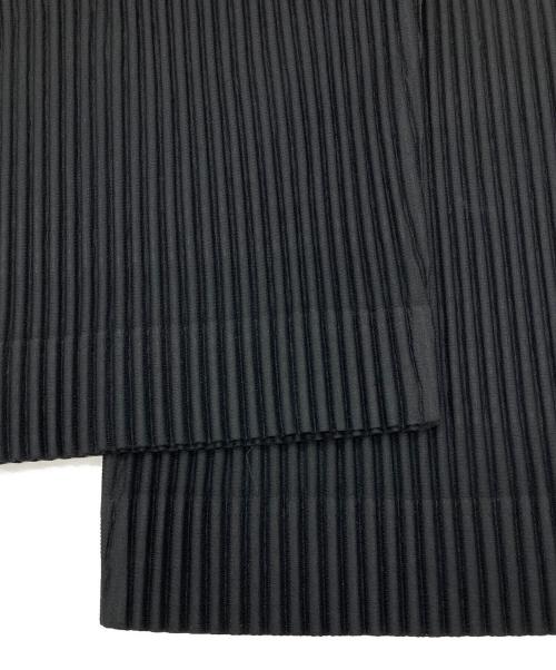 HOMME PLISSE ISSEY MIYAKE（オム プリッセ イッセイ ミヤケ）HOMME PLISSE ISSEY MIYAKE (オム プリッセ イッセイ ミヤケ) BASICS プリーツパンツ ブラック サイズ:3の古着・服飾アイテム