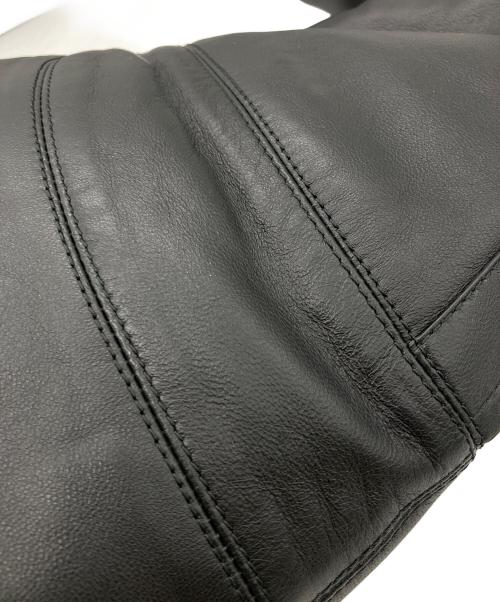 LEMAIRE（ルメール）LEMAIRE (ルメール) ラージ クロワッサン バッグ ブラックの古着・服飾アイテム