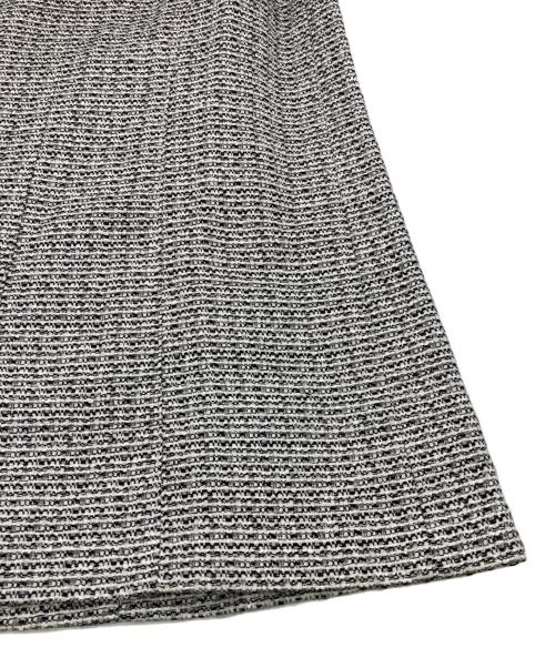 23区（ニジュウサンク）23区 (ニジュウサンク) ツイードセットアップ グレー サイズ:42の古着・服飾アイテム