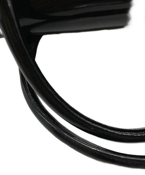 Vivienne Westwood（ヴィヴィアンウエストウッド）Vivienne Westwood (ヴィヴィアンウエストウッド) BETTY ハンドバック ブラックの古着・服飾アイテム