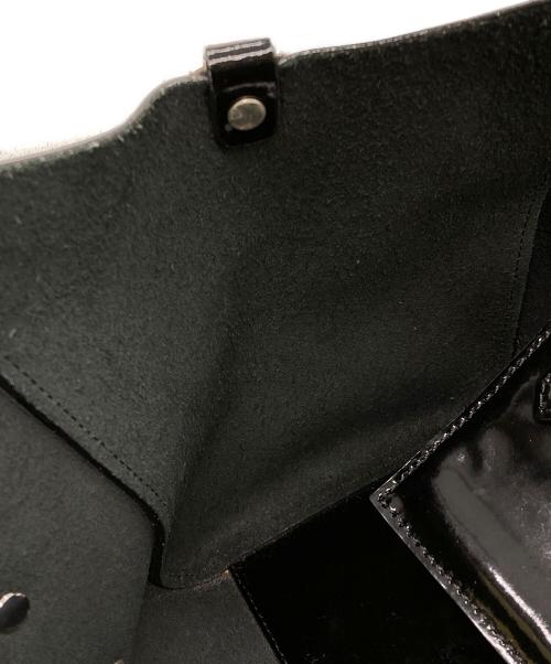 Vivienne Westwood（ヴィヴィアンウエストウッド）Vivienne Westwood (ヴィヴィアンウエストウッド) BETTY ハンドバック ブラックの古着・服飾アイテム