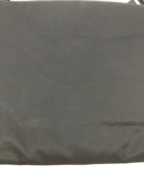 PRADA（プラダ）PRADA (プラダ) ナイロンハンドバッグ ブラックの古着・服飾アイテム
