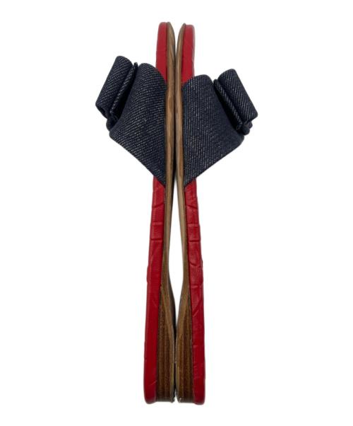 Salvatore Ferragamo（サルヴァトーレ フェラガモ）Salvatore Ferragamo (サルヴァトーレ フェラガモ) デニムサンダル ネイビー×レッド サイズ:7.5の古着・服飾アイテム