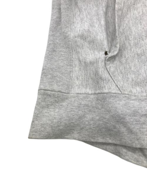 Champion REVERSE WEAVE（チャンピオン リバース ウィーブ）Champion REVERSE WEAVE (チャンピオン リバース ウィーブ) カレッジロゴ フーディー グレー サイズ:Lの古着・服飾アイテム