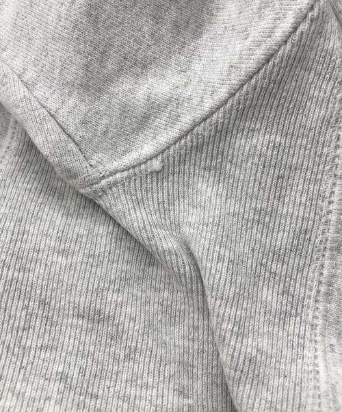 Champion REVERSE WEAVE（チャンピオン リバース ウィーブ）Champion REVERSE WEAVE (チャンピオン リバース ウィーブ) カレッジロゴ フーディー グレー サイズ:Lの古着・服飾アイテム