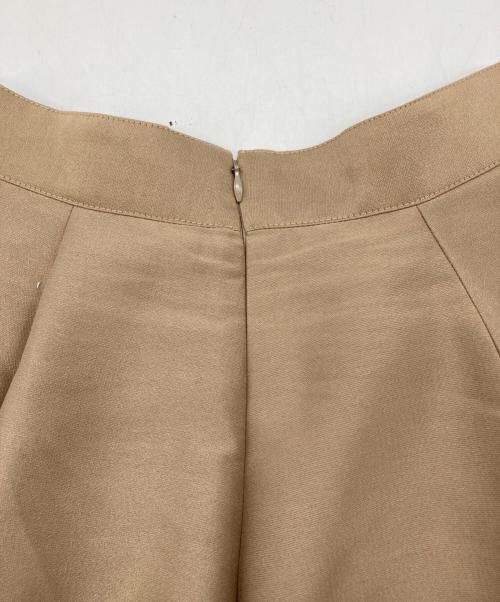 CLANE（クラネ）CLANE (クラネ) VOLUME FLARE SKIRT ベージュ サイズ:1の古着・服飾アイテム