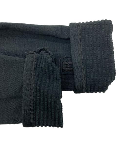 Patagonia（パタゴニア）Patagonia (パタゴニア) R1 プルオーバー・フーディ ブラック サイズ:Mの古着・服飾アイテム