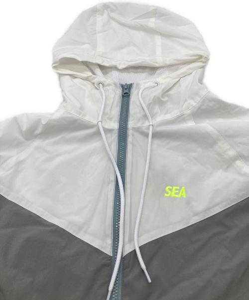 WIND AND SEA（ウィンダンシー）WIND AND SEA (ウィンダンシー) ナイロンジップジャケット ホワイト×グレー サイズ:M 未使用品の古着・服飾アイテム