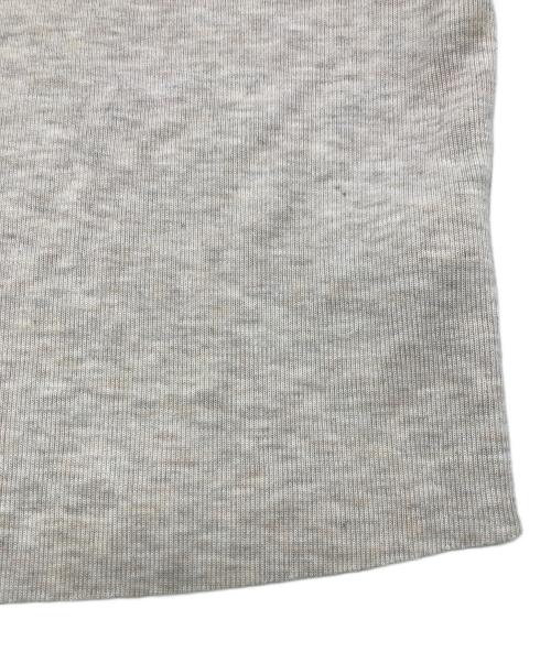KITH（キス）KITH (キス) Brier Cropped Baby Rib Turtleneck ベージュ サイズ:Sの古着・服飾アイテム
