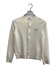 PLAY COMME des GARCONS（プレイコムデギャルソン）の古着「Round Neck Cardigan With White Emblem Natural」｜ベージュ