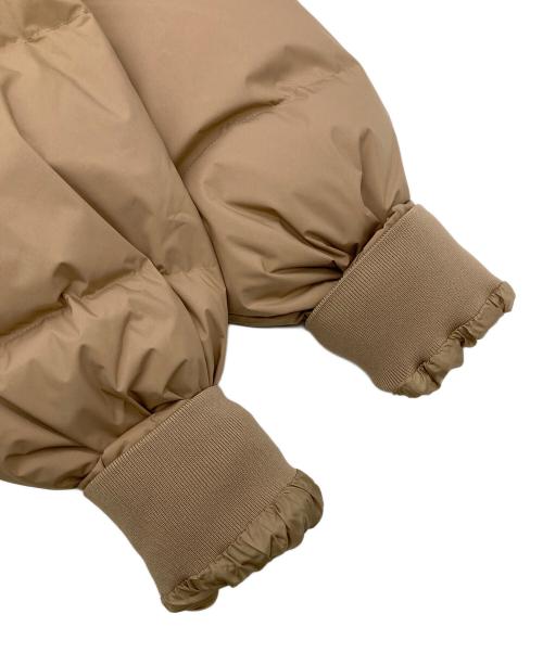 Calvin Klein Jeans（カルバンクラインジーンズ）Calvin Klein Jeans (カルバンクラインジーンズ) クラシックダウンパッファジャケット ベージュ サイズ:ＸＳの古着・服飾アイテム