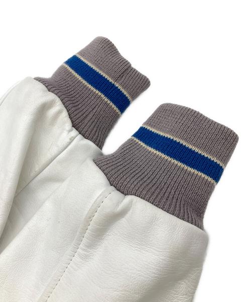 skookum（スクーカム）skookum (スクーカム) 袖レザースタジャン グレー×ホワイト サイズ:36の古着・服飾アイテム