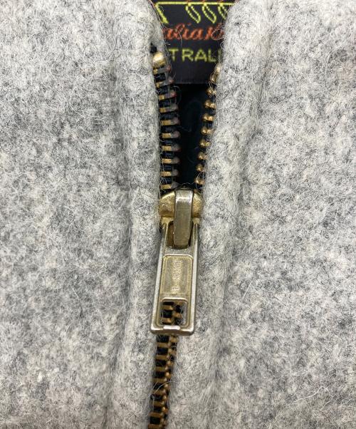 skookum（スクーカム）skookum (スクーカム) 袖レザースタジャン グレー×ホワイト サイズ:36の古着・服飾アイテム