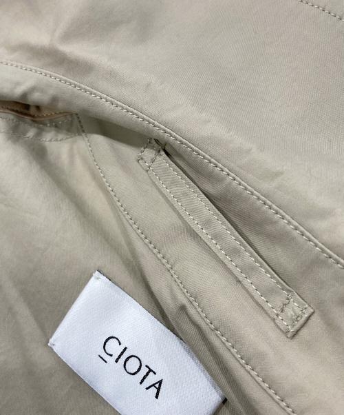CIOTA（シオタ）CIOTA (シオタ) スビンコットンタイプライターバルマカンコート ベージュ サイズ:5の古着・服飾アイテム
