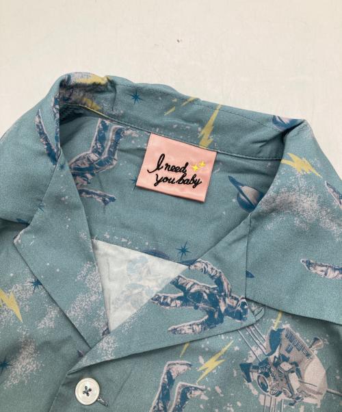 FREAK'S STORE（フリークスストア）FREAK'S STORE (フリークスストア) Need You Baby (アイニーヂューベイベー) Parallel World Odyssey L/S Open collar Shirt スカイブルー サイズ:Sの古着・服飾アイテム