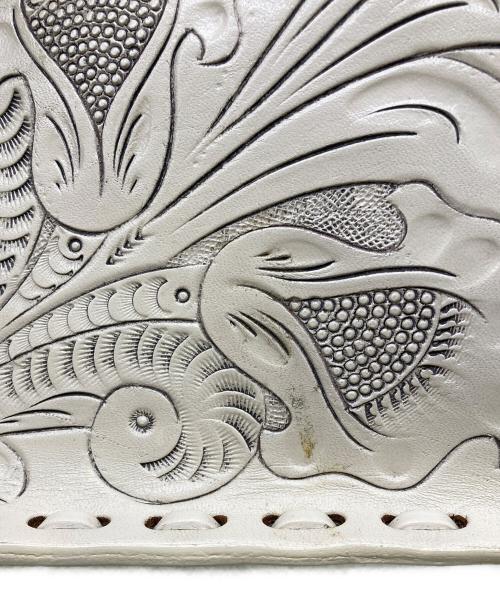 Carving Tribes（カービングトライブス）Carving Tribes (カービングトライブス) レザーハンドバッグ ベージュの古着・服飾アイテム