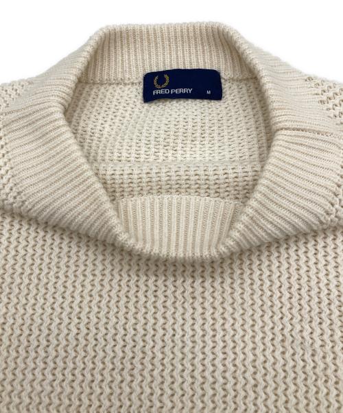 FRED PERRY（フレッドペリー）FRED PERRY (フレッドペリー) MOCK NECK SWEATER ベージュ サイズ:Mの古着・服飾アイテム