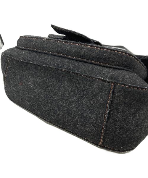 Kate Spade（ケイトスペード）Kate Spade (ケイトスペード) wool FLAP ショルダーバッグ グレーの古着・服飾アイテム