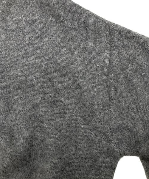 BEAUTY&YOUTH（ビューティーアンドユース）BEAUTY&YOUTH (ビューティーアンドユース) フォックスカシミヤブレンド Vネックニットプルオーバー グレー サイズ:表記無しの古着・服飾アイテム