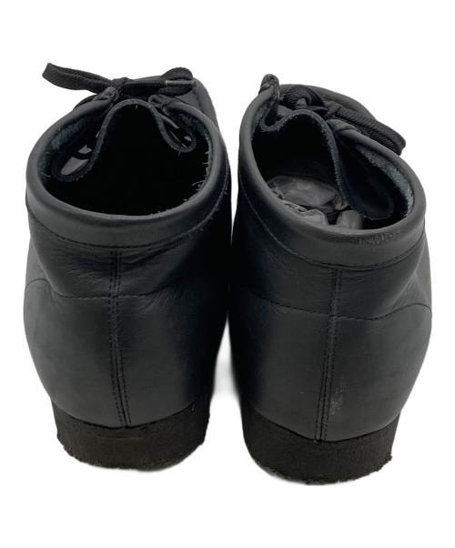 CLARKS（クラークス）CLARKS (クラークス) ワラビーブーツ ブラック サイズ:9Mの古着・服飾アイテム