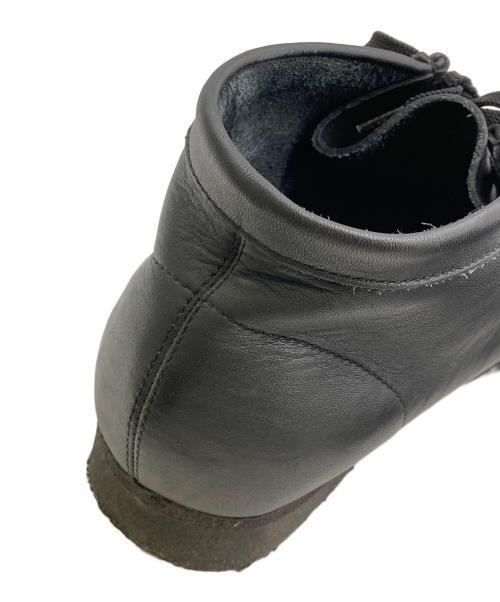 CLARKS（クラークス）CLARKS (クラークス) ワラビーブーツ ブラック サイズ:9Mの古着・服飾アイテム