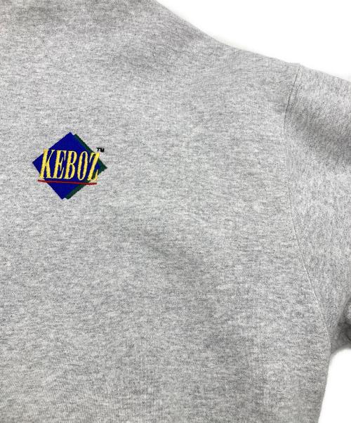 KEBOZ（ケボズ）KEBOZ (ケボズ) 刺繍パーカー グレー サイズ:Mの古着・服飾アイテム