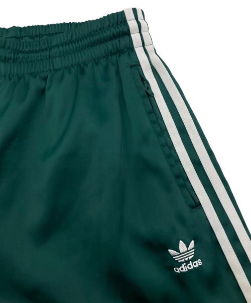 adidas（アディダス）adidas (アディダス) アディカラー サテン ワイドレッグ トラックパンツ グリーン サイズ:XLの古着・服飾アイテム