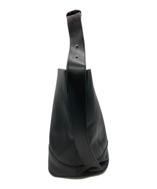 &MyuQ（アンドミューク）&MyuQ (アンドミューク) JUNO A4収納可 ショルダーバッグ シンプル 大人キレイバッグ ブラックの古着・服飾アイテム