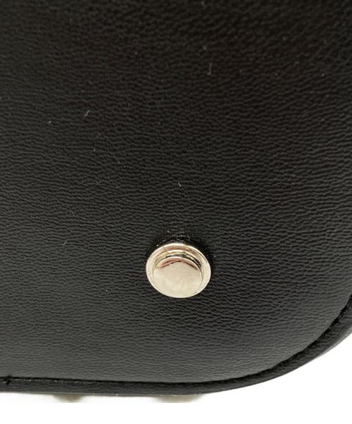 &MyuQ（アンドミューク）&MyuQ (アンドミューク) JUNO A4収納可 ショルダーバッグ シンプル 大人キレイバッグ ブラックの古着・服飾アイテム