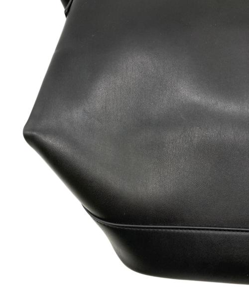 &MyuQ（アンドミューク）&MyuQ (アンドミューク) JUNO A4収納可 ショルダーバッグ シンプル 大人キレイバッグ ブラックの古着・服飾アイテム