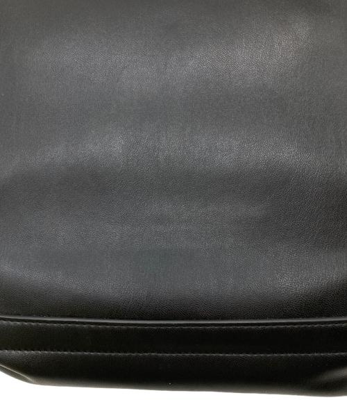 &MyuQ（アンドミューク）&MyuQ (アンドミューク) JUNO A4収納可 ショルダーバッグ シンプル 大人キレイバッグ ブラックの古着・服飾アイテム