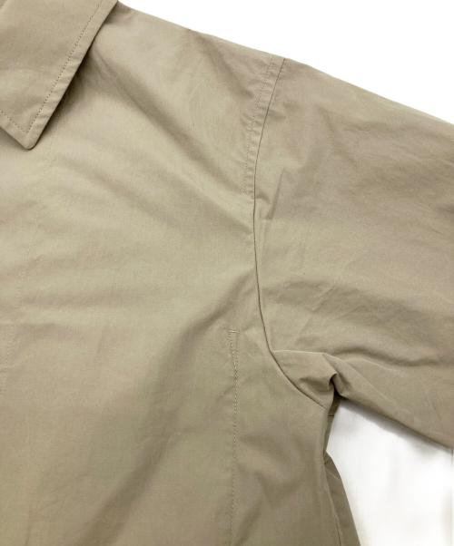 MHL（エムエイチエル）MHL (エムエイチエル) PROOFED COTTON POPLIN ステンカラーコート ベージュ サイズ:Sの古着・服飾アイテム