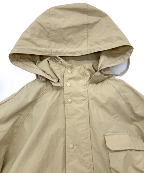 MARITHE+FRANCOIS GIRBAUD（マリテフランソワジルボー）MARITHE+FRANCOIS GIRBAUD (マリテフランソワジルボー) マウンテンナイロンコート ベージュ サイズ:Mの古着・服飾アイテム