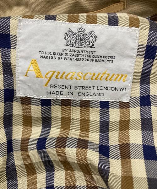Aquascutum（アクアスキュータム）Aquascutum (アクアスキュータム) ダブルトレンチコート ベージュ サイズ:不明（記載無し）の古着・服飾アイテム