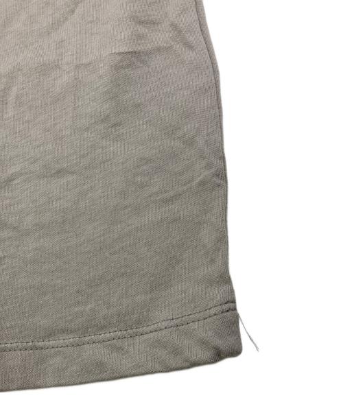 MM6 Maison Margiela（エムエムシックスメゾンマルジェラ）MM6 Maison Margiela (エムエムシックスメゾンマルジェラ) ナンバリングTシャツ グレー サイズ:16の古着・服飾アイテム