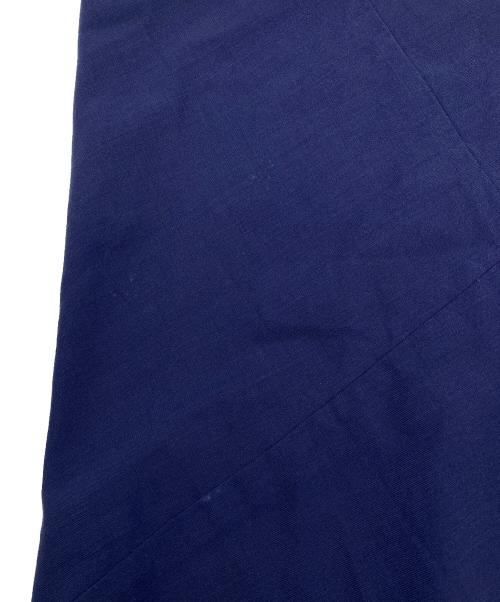 ISSEY MIYAKE（イッセイミヤケ）ISSEY MIYAKE (イッセイミヤケ) ウールデザインスカート/90’S ネイビー サイズ:Sの古着・服飾アイテム