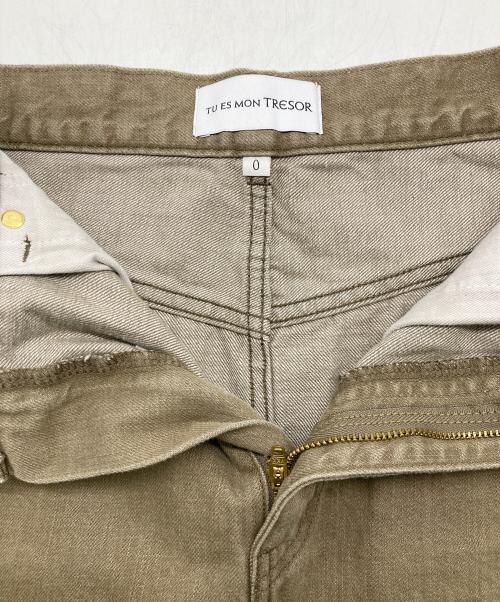 Tu es mon TRESOR（トゥ エ モン トレゾア）Tu es mon TRESOR (トゥ エ モン トレゾア) 6(ROKU) BEAUTY&YOUTH (ロク ビューティーアンドユース) The Labradorite Denim Skirt ブラウン 未使用品の古着・服飾アイテム